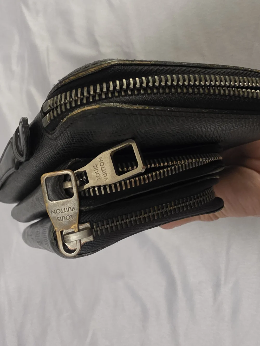 Louis Vuitton Atol And 2 Verticle Zippy Wallet